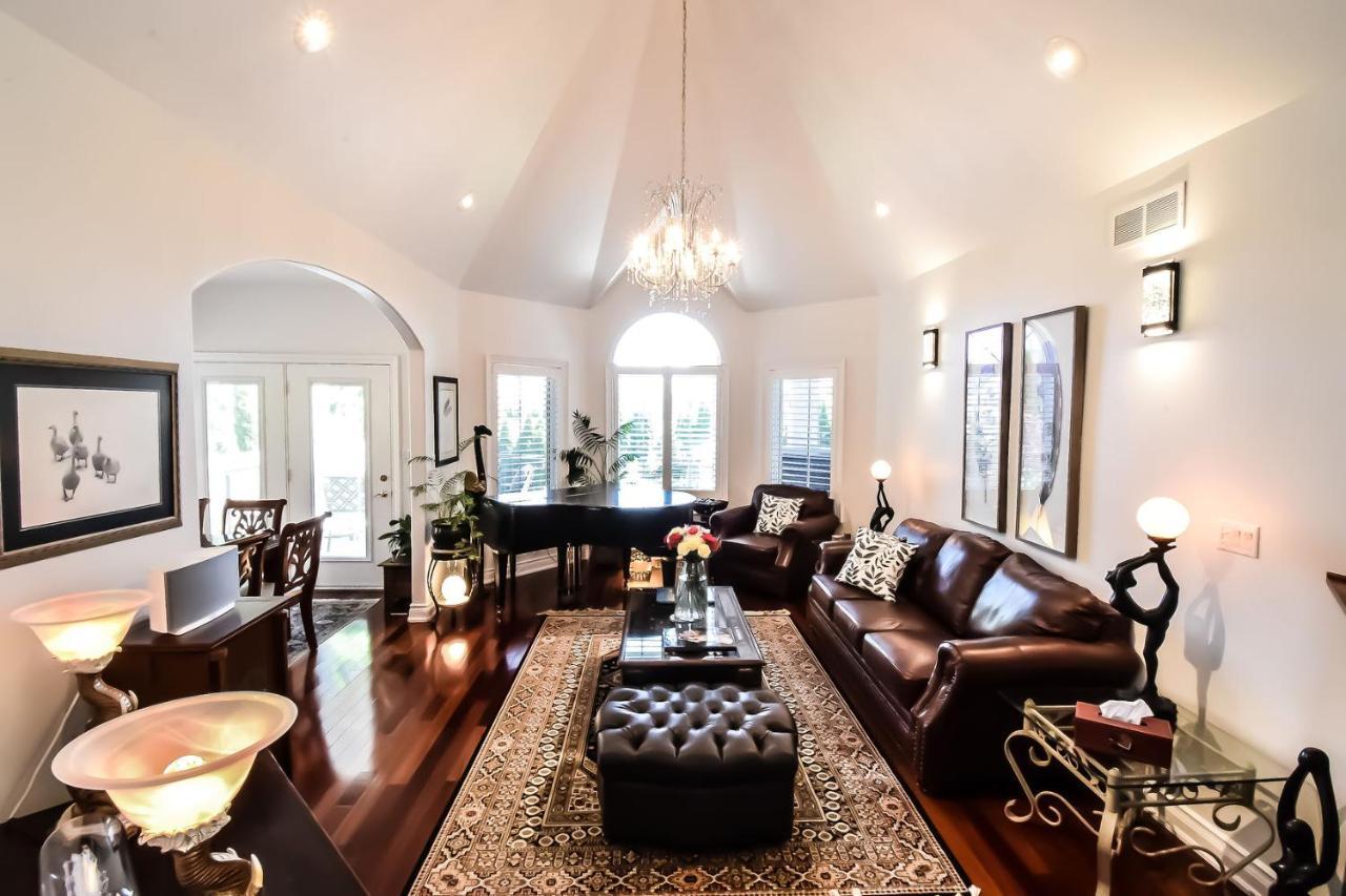 Graystone Bed & Breakfast 나이아가라온더레이크 외부 사진